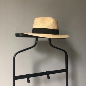 Women's Wide Brim Straw Hat